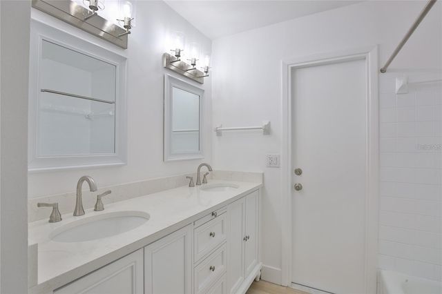 2834 HARDEE DRIVE, Sarasota, FL 34231