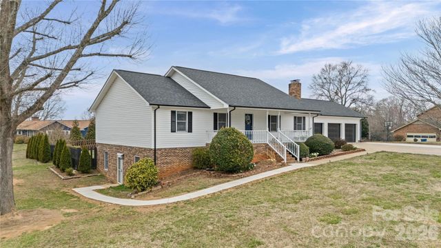 103 Starmount Drive, Kings Mountain, NC 28086