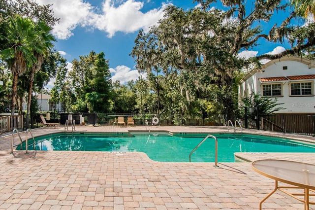 8632 MIRAMAR TERRACE CIRCLE, Temple Terrace, FL 33637