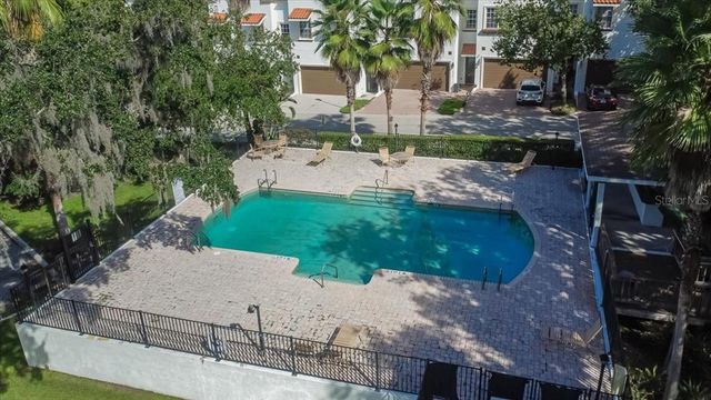 8632 MIRAMAR TERRACE CIRCLE, Temple Terrace, FL 33637