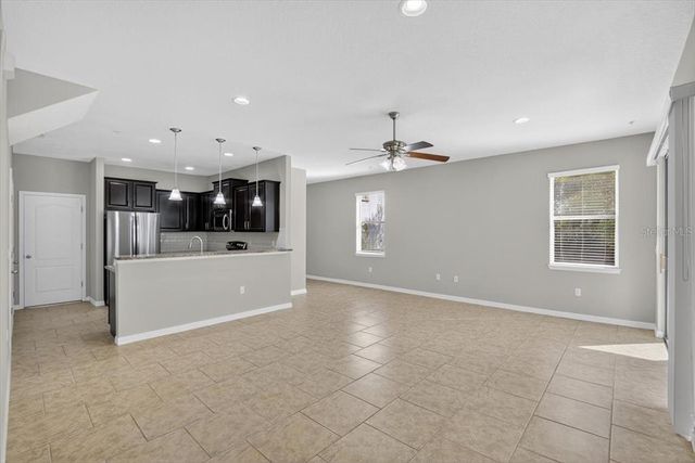 8632 MIRAMAR TERRACE CIRCLE, Temple Terrace, FL 33637
