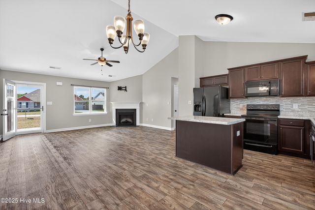 200 Tappi Terrace, Hubert, NC 28539