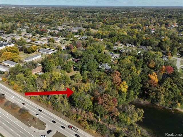 4255 Telegraph Road, Bloomfield Hills, MI 48302