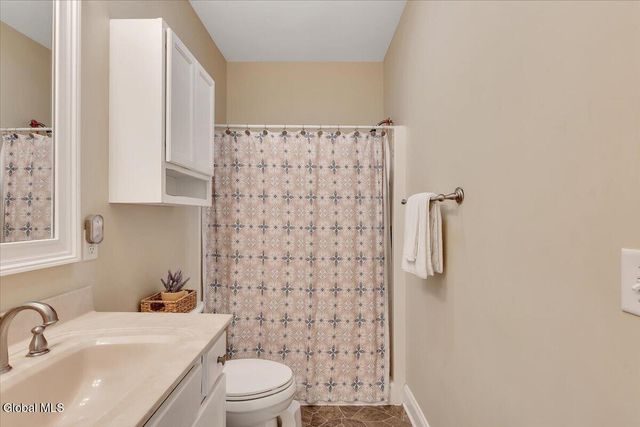 32 Beacon Street, Ballston, NY 12020