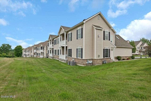 32 Beacon Street, Ballston, NY 12020