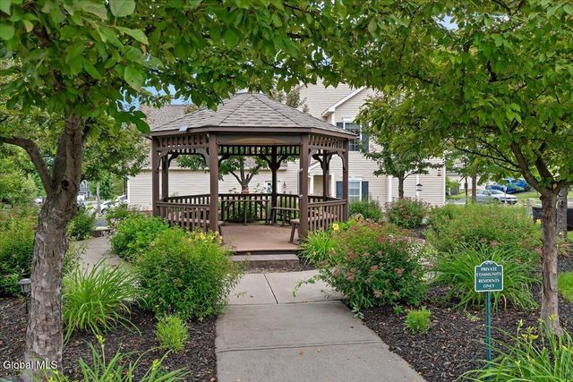 32 Beacon Street, Ballston, NY 12020