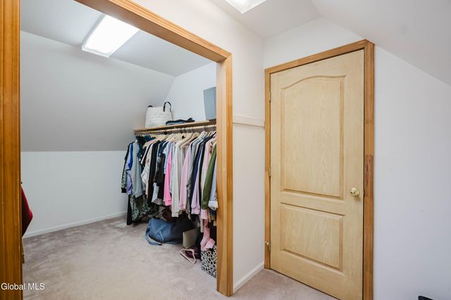 44 Western Avenue, Ravena, NY 12143