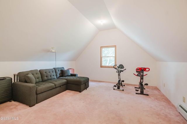 44 Western Avenue, Ravena, NY 12143