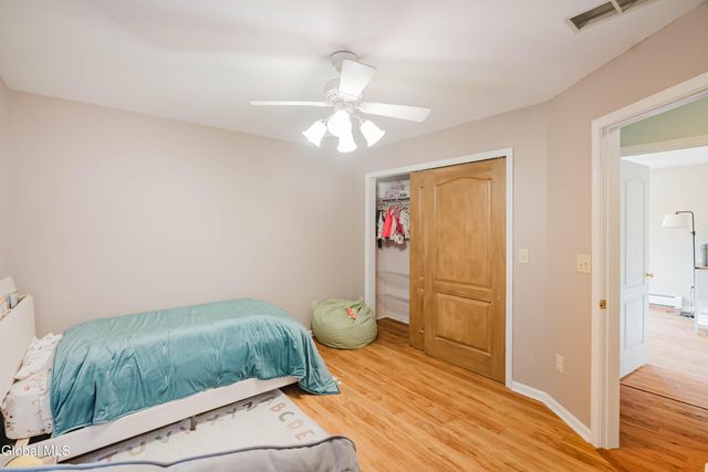 44 Western Avenue, Ravena, NY 12143