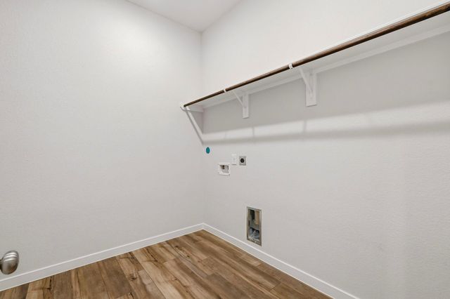 12026 Old Fashion Circle, Mont Belvieu, TX 77535