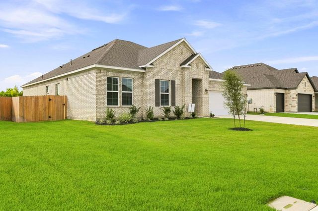 12026 Old Fashion Circle, Mont Belvieu, TX 77535