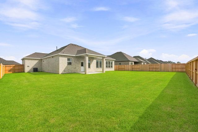 12026 Old Fashion Circle, Mont Belvieu, TX 77535