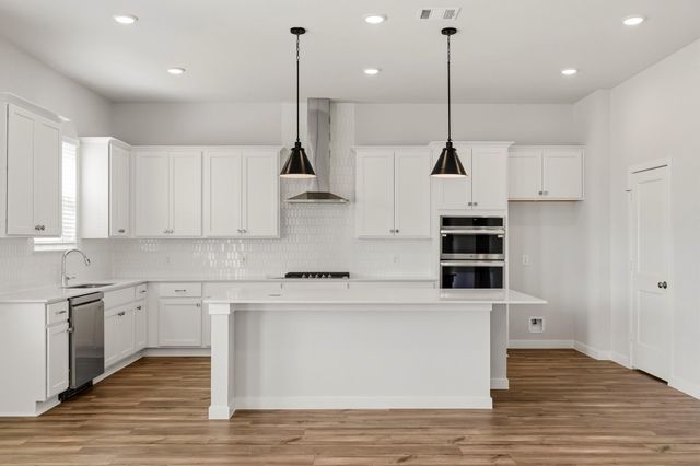 12026 Old Fashion Circle, Mont Belvieu, TX 77535