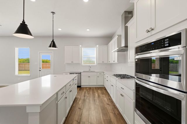 12026 Old Fashion Circle, Mont Belvieu, TX 77535