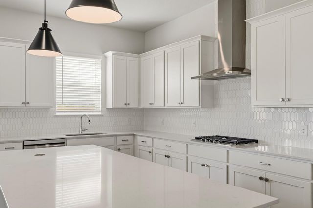 12026 Old Fashion Circle, Mont Belvieu, TX 77535
