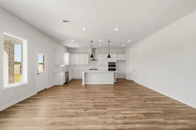 12026 Old Fashion Circle, Mont Belvieu, TX 77535