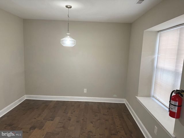 313 FOUNTAIN HALL CT, Mount Laurel, NJ 08054