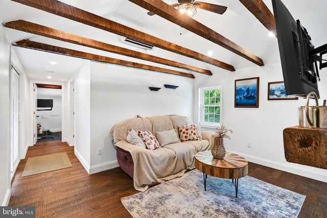 71 CONCORD RD, Garnet Valley, PA 19060