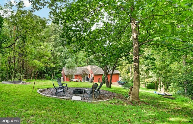 71 CONCORD RD, Garnet Valley, PA 19060