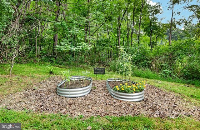 71 CONCORD RD, Garnet Valley, PA 19060