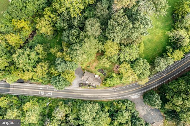 71 CONCORD RD, Garnet Valley, PA 19060
