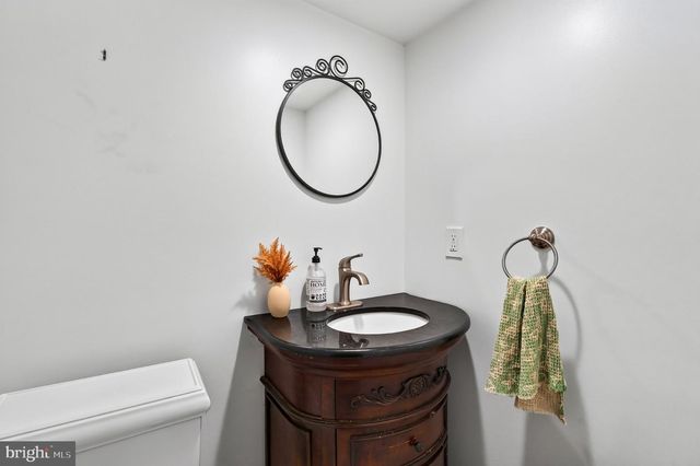 71 CONCORD RD, Garnet Valley, PA 19060