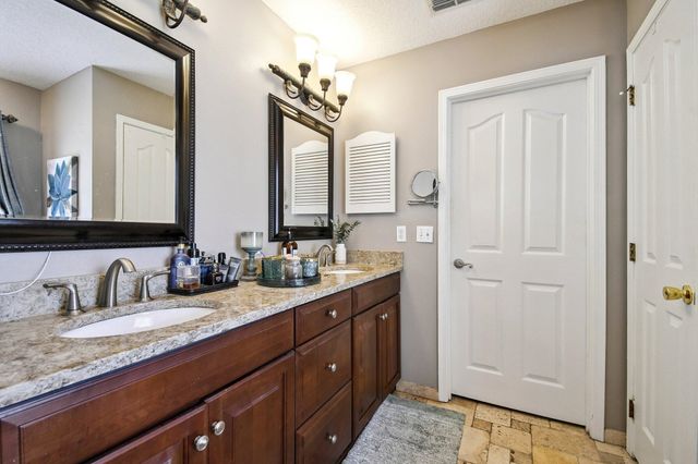 1220 Creek Bend Rd, Jacksonville, FL 32259