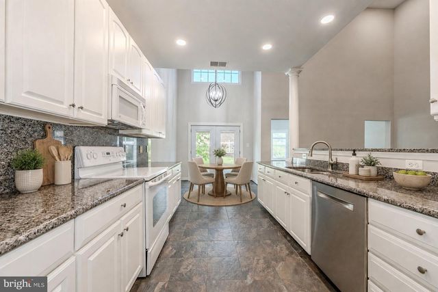 13199 ORMOND DR, Bristow, VA 20136