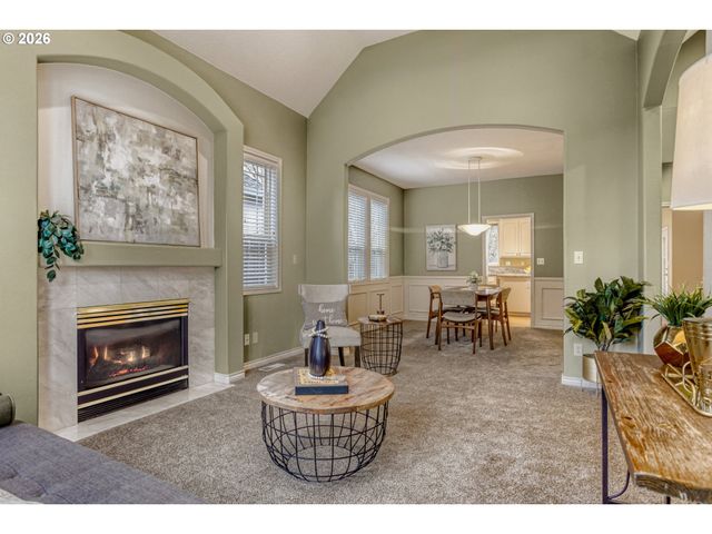 17944 Nw GILBERT Ln, Portland, OR 97229