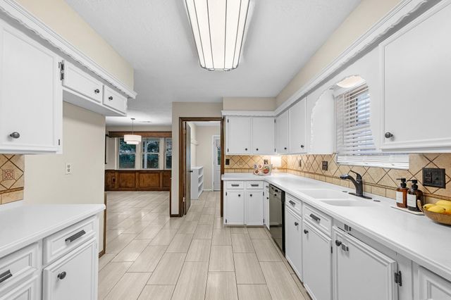 19106 Candletrail Drive, Spring, TX 77388