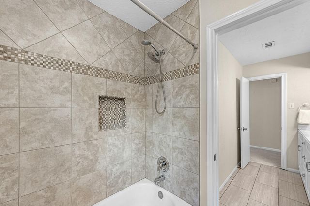 19106 Candletrail Drive, Spring, TX 77388