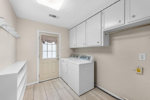 19106 Candletrail Drive, Spring, TX 77388