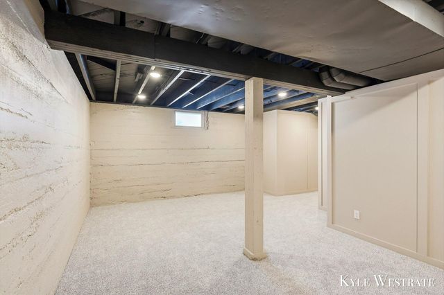 341 Holly Street Sw, City Of Wyoming, MI 49548