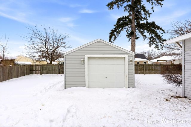 341 Holly Street Sw, City Of Wyoming, MI 49548