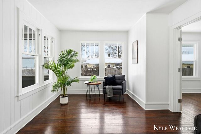 341 Holly Street Sw, City Of Wyoming, MI 49548