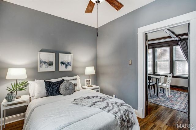 3710 Gustine Avenue, St Louis, MO 63116