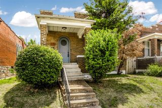 3710 Gustine Avenue, St Louis, MO 63116