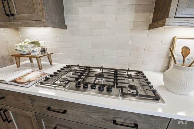 11371 W Heliopsis Dr, Star, ID 83669