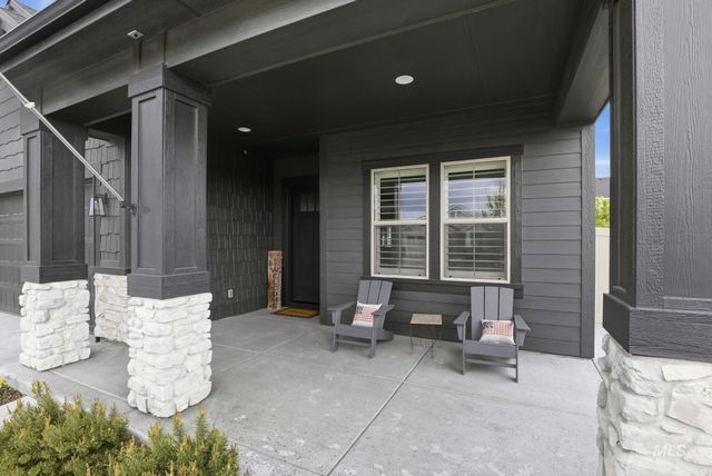 11371 W Heliopsis Dr, Star, ID 83669