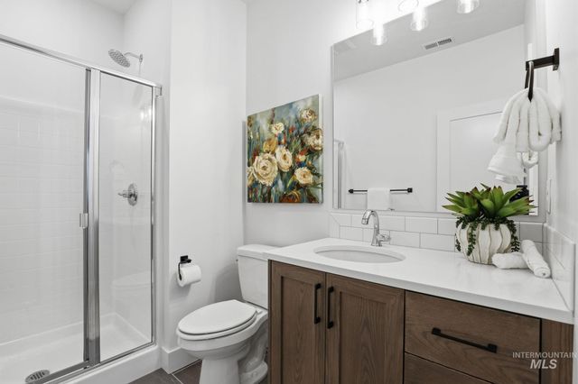 11371 W Heliopsis Dr, Star, ID 83669