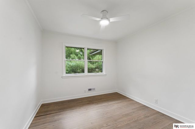 445 S 85th Street, Omaha, NE 68114