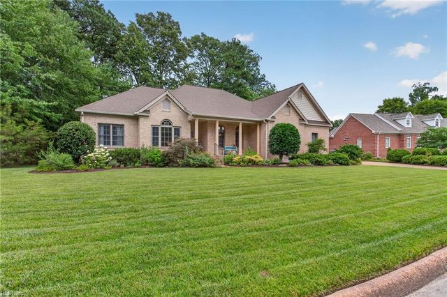 1 Black Oak CT, Poquoson, VA 23662