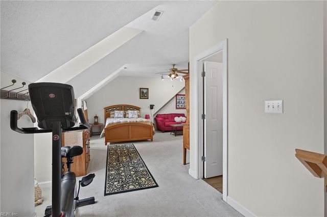 1 Black Oak CT, Poquoson, VA 23662