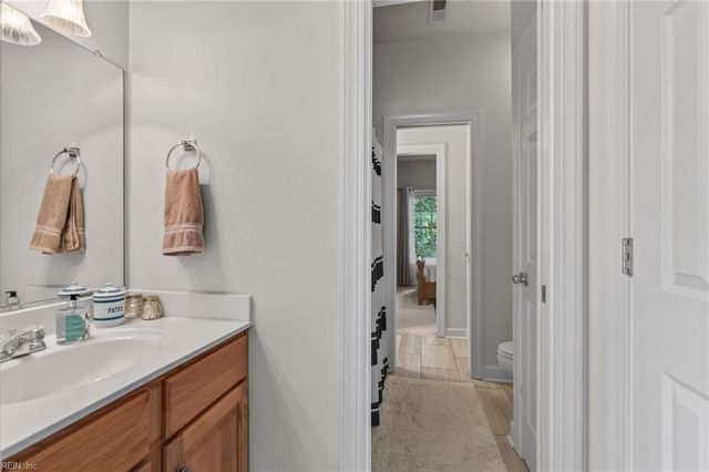 1 Black Oak CT, Poquoson, VA 23662