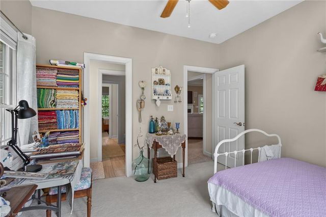 1 Black Oak CT, Poquoson, VA 23662