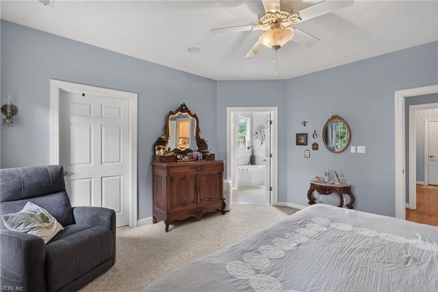 1 Black Oak CT, Poquoson, VA 23662
