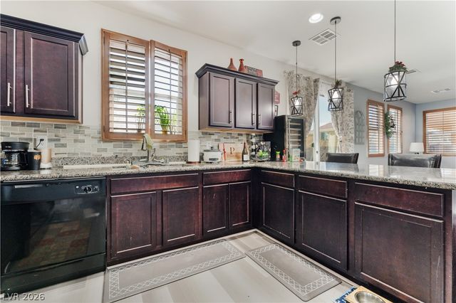 6847 Compass Cove Avenue, Las Vegas, NV 89142