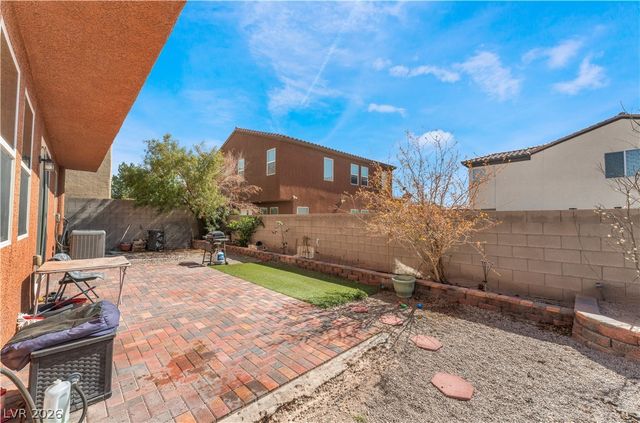 6847 Compass Cove Avenue, Las Vegas, NV 89142