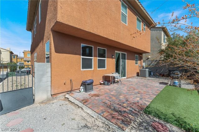 6847 Compass Cove Avenue, Las Vegas, NV 89142