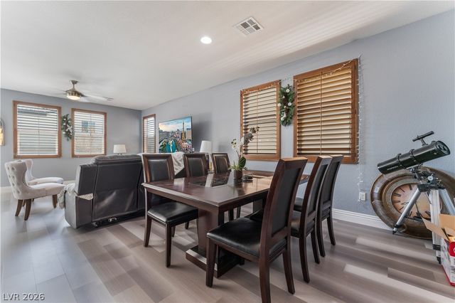 6847 Compass Cove Avenue, Las Vegas, NV 89142